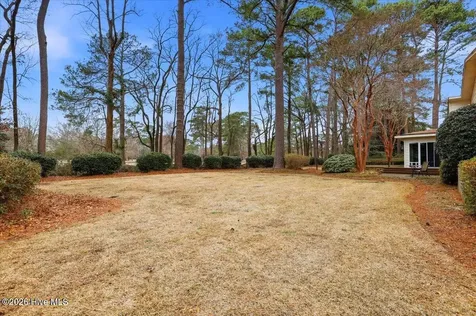 1602 Greenbriar Road Kinston NC 28504