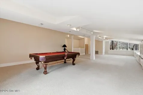 1602 Greenbriar Road Kinston NC 28504