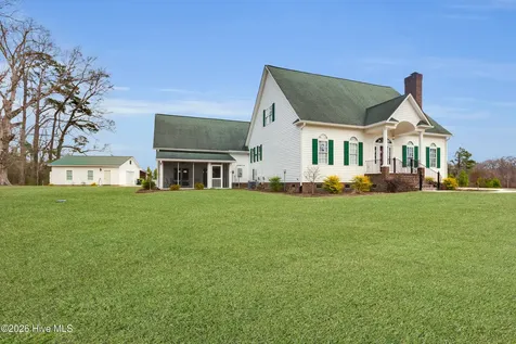 7110 N Us 17 Highway Vanceboro NC 28586