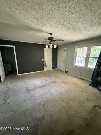 165 Shaw Road Wallace NC 28466