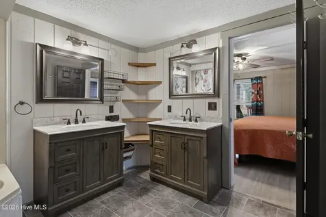 449 Montrose Road Raeford NC 28376