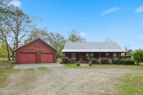 449 Montrose Road Raeford NC 28376