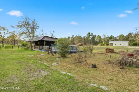 449 Montrose Road Raeford NC 28376