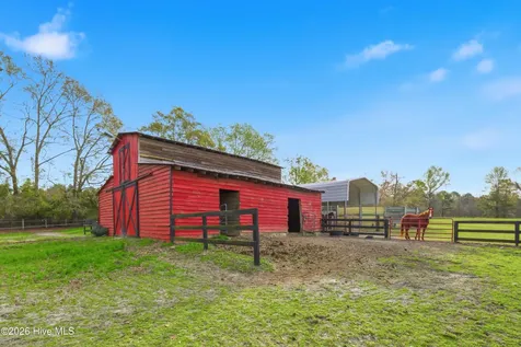 449 Montrose Road Raeford NC 28376