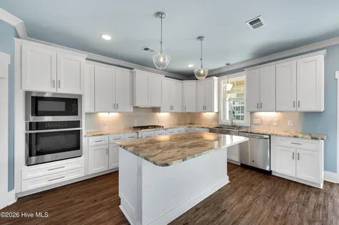 90 W 1st Street Ocean Isle Beach NC 28469