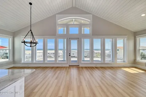 90 W 1st Street Ocean Isle Beach NC 28469