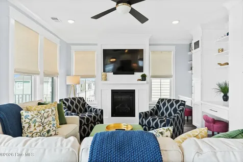90 W 1st Street Ocean Isle Beach NC 28469