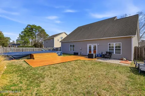 1707 Stones Edge Loop Wilmington NC 28405