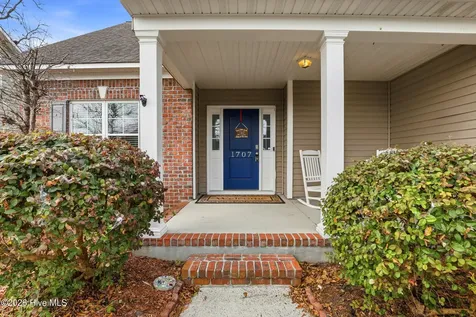 1707 Stones Edge Loop Wilmington NC 28405