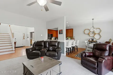 1707 Stones Edge Loop Wilmington NC 28405