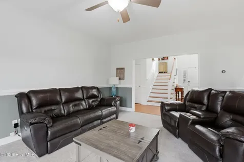 1707 Stones Edge Loop Wilmington NC 28405