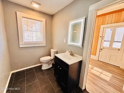 201 N Massey Street Selma NC 27576