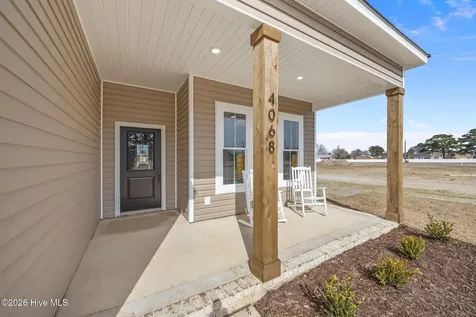 4068 Regina Lane Ayden NC 28513