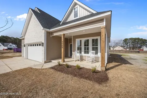 4068 Regina Lane Ayden NC 28513