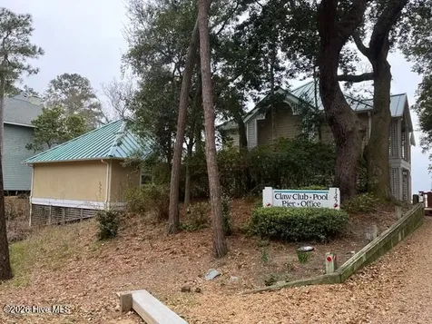 111 Shedders Walk Kill Devil Hills NC 27948
