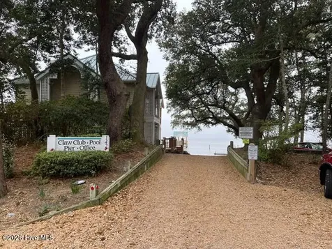 111 Shedders Walk Kill Devil Hills NC 27948