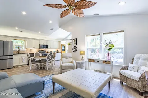 111 Shedders Walk Kill Devil Hills NC 27948