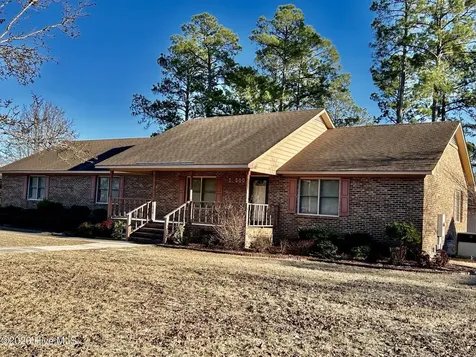 12500 Muirfield Drive Laurinburg NC 28352