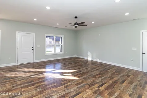 105 Franklin Street La Grange NC 28551