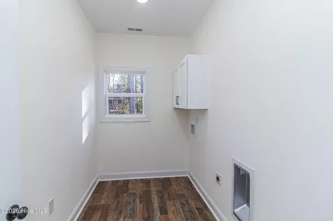 105 Franklin Street La Grange NC 28551