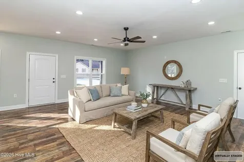 105 Franklin Street La Grange NC 28551