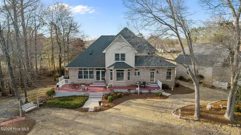 101 Raccoon Run Washington NC 27889