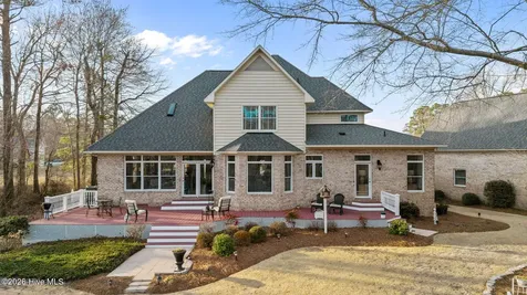 101 Raccoon Run Washington NC 27889