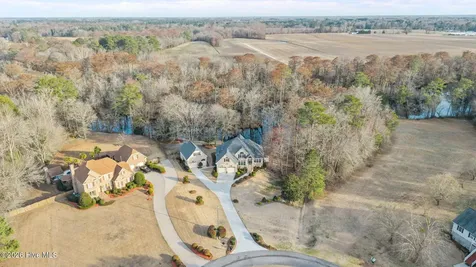 101 Raccoon Run Washington NC 27889