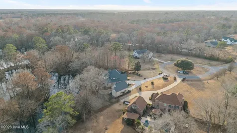 101 Raccoon Run Washington NC 27889