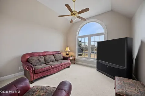 101 Raccoon Run Washington NC 27889