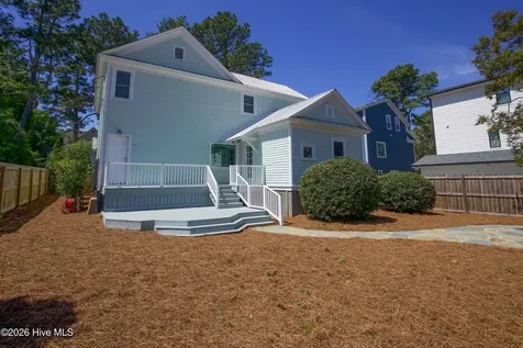 225 E Vermont Avenue Southern Pines NC 28387