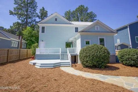 225 E Vermont Avenue Southern Pines NC 28387