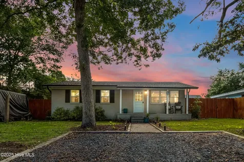 424 Keziah Street Oak Island NC 28465