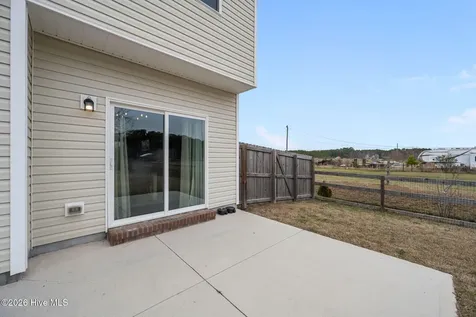 118 Easton Drive Richlands NC 28574