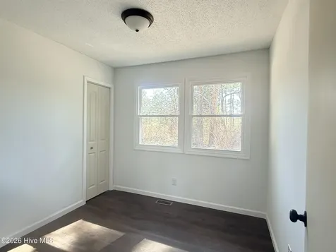 2220 Nc-211 Eagle Springs NC 27242