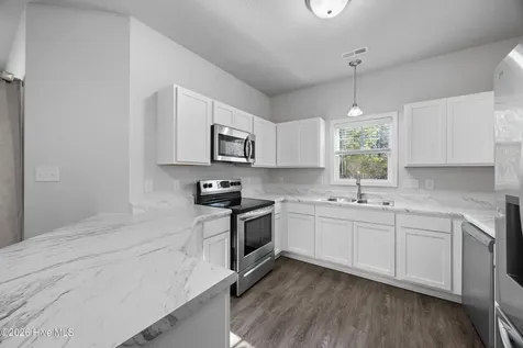 2041 Folkstone Woods Lane Holly Ridge NC 28445