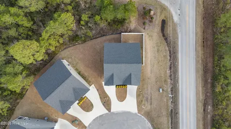 2041 Folkstone Woods Lane Holly Ridge NC 28445