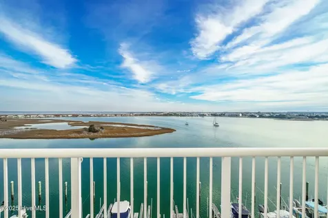 100 Olde Towne Yacht Club Road Beaufort NC 28516