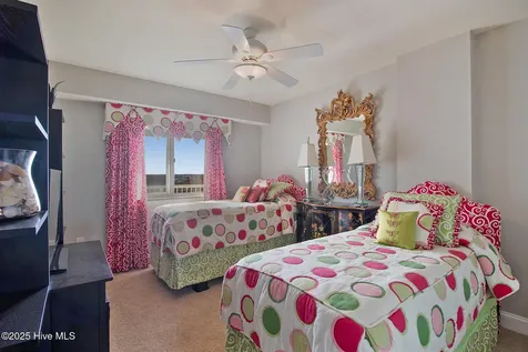 100 Olde Towne Yacht Club Road Beaufort NC 28516