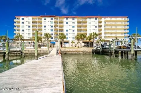 100 Olde Towne Yacht Club Road Beaufort NC 28516