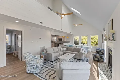 5423 Emerald Drive Emerald Isle NC 28594