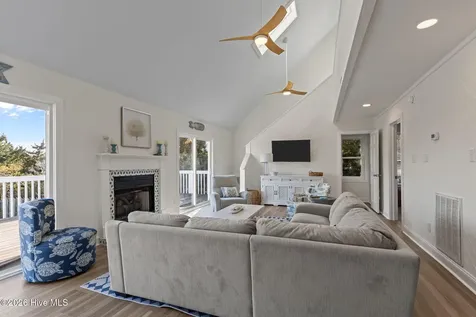5423 Emerald Drive Emerald Isle NC 28594