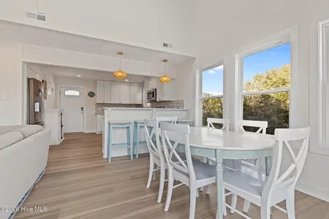 5423 Emerald Drive Emerald Isle NC 28594
