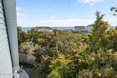 5423 Emerald Drive Emerald Isle NC 28594