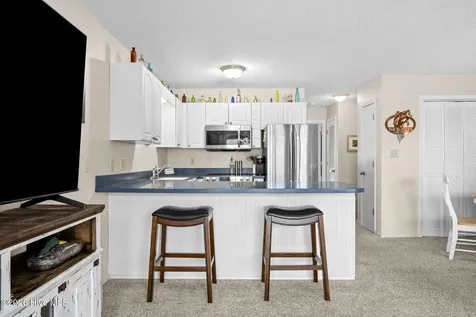 9201 Coast Guard Road Emerald Isle NC 28594