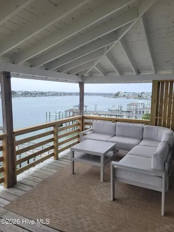 9 W Atlanta Street Wrightsville Beach NC 28480