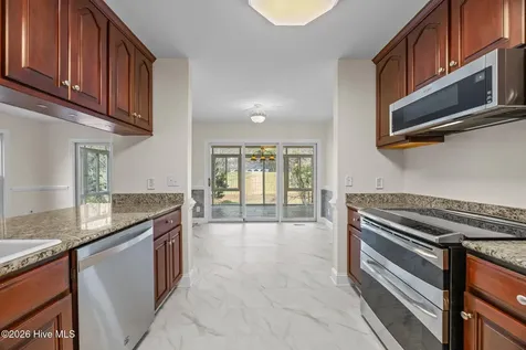 103 Seagull Way Hubert NC 28539