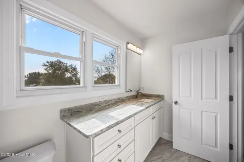 103 Seagull Way Hubert NC 28539