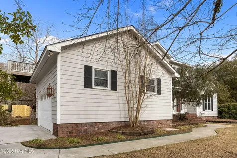 103 Seagull Way Hubert NC 28539