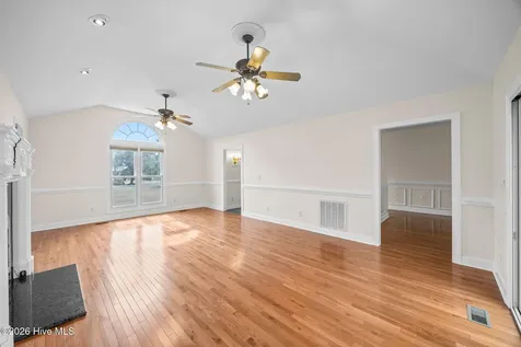 103 Seagull Way Hubert NC 28539